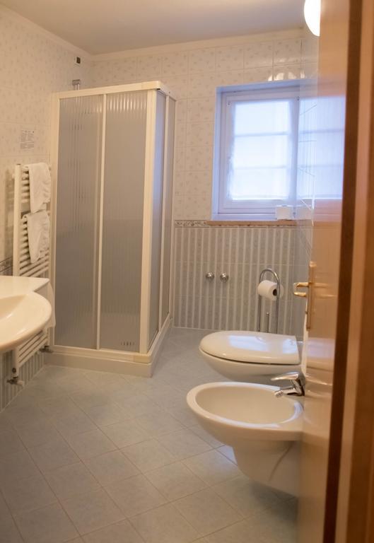 Hotel Garnì Nès Crépes Pozza di Fassa Habitación foto