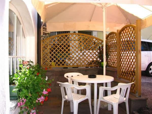 Hotel Garnì Nès Crépes Pozza di Fassa Exterior foto